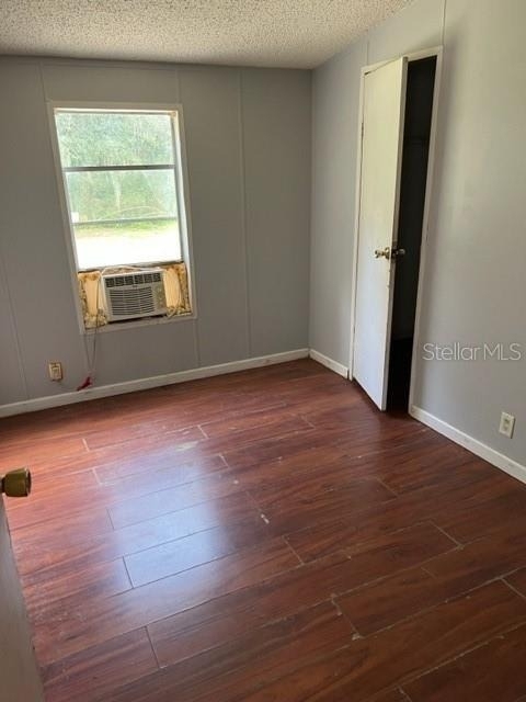 126 Switzerland Street - Photo 10