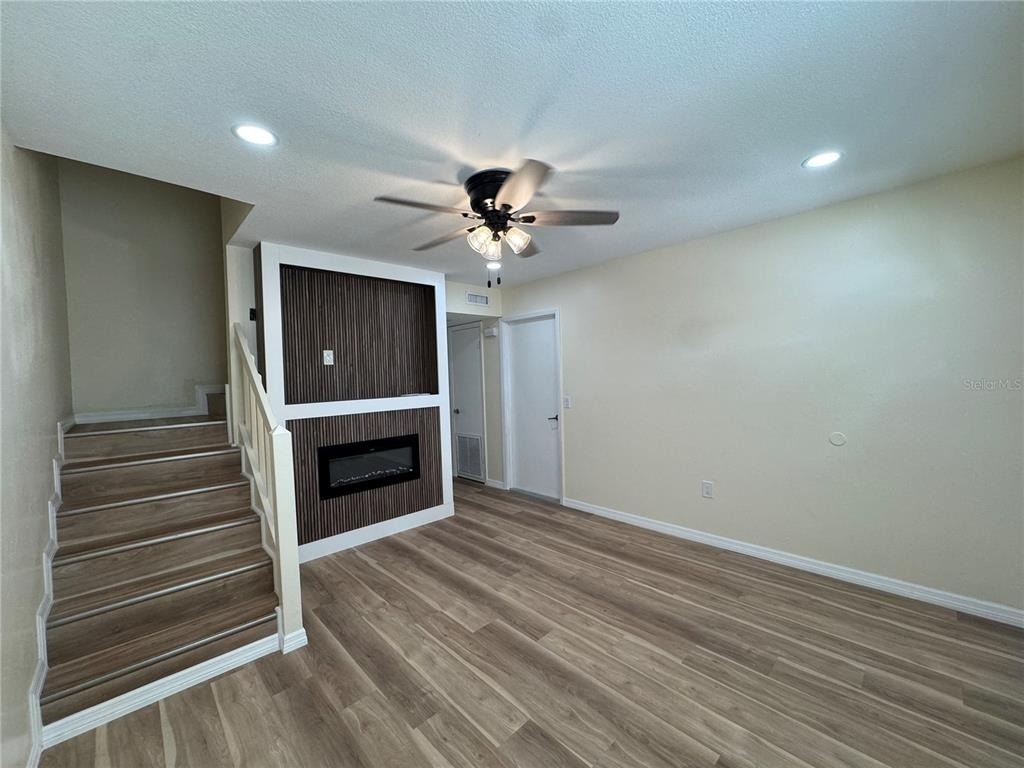 665 W Juniata Street - Photo 1