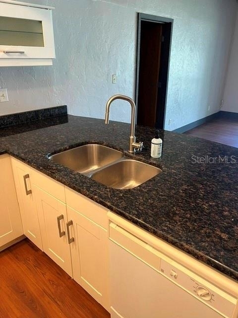 808 Pinewood Court - Photo 5
