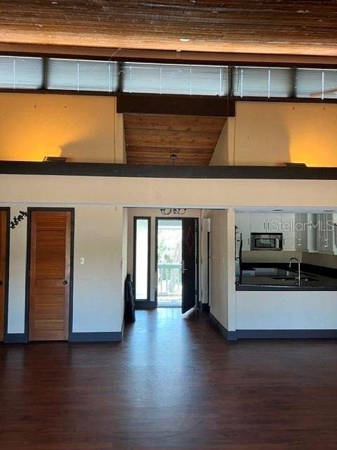 808 Pinewood Court - Photo 2
