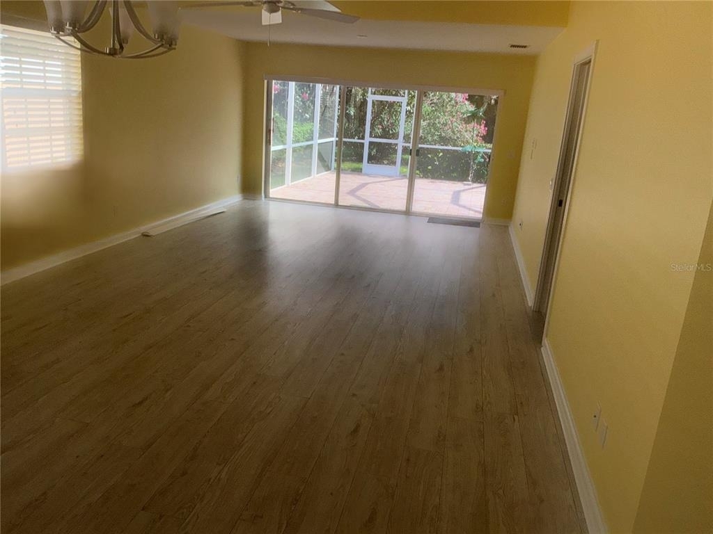 8004 Camminare Drive - Photo 11