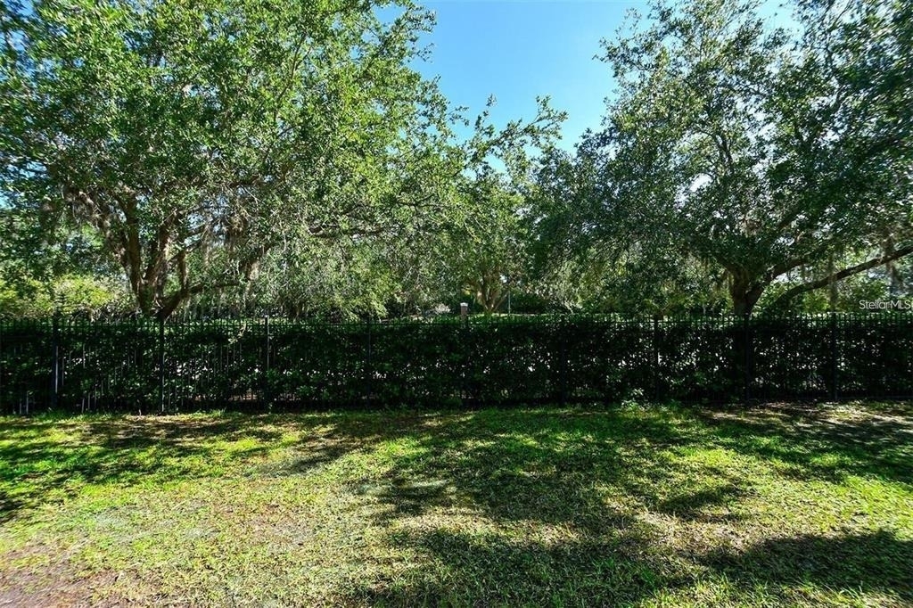 7658 Plantation Circle - Photo 10