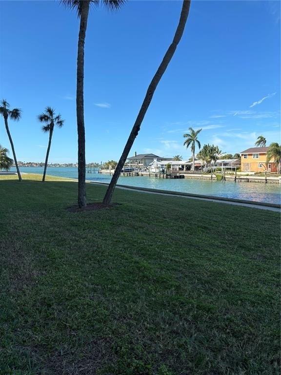 4725 Cove Circle - Photo 15
