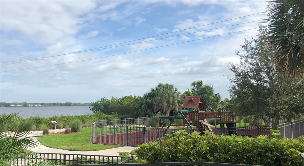 1010 Tidewater Shores Loop - Photo 12