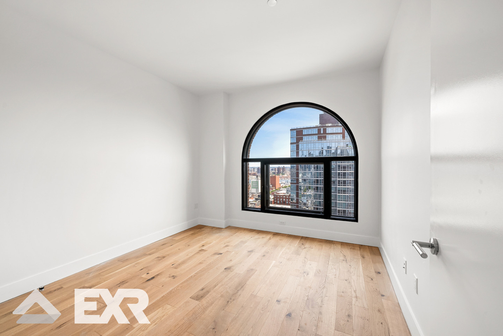 69 Adams Street - Photo 5