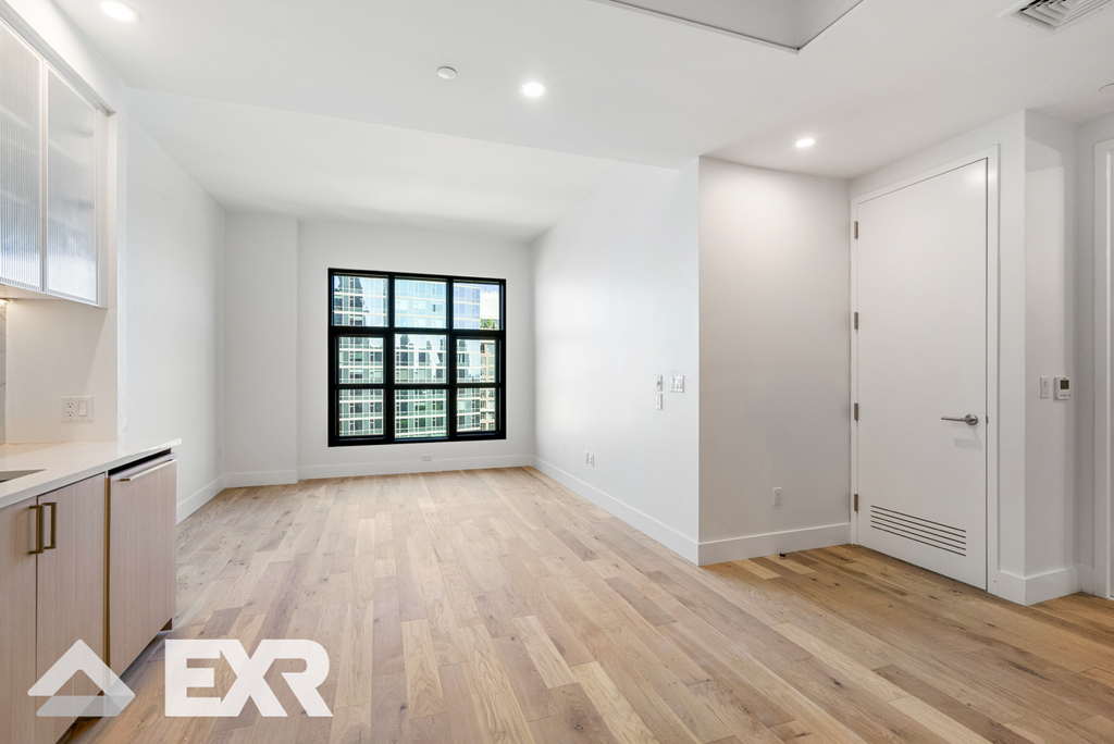 69 Adams Street - Photo 5