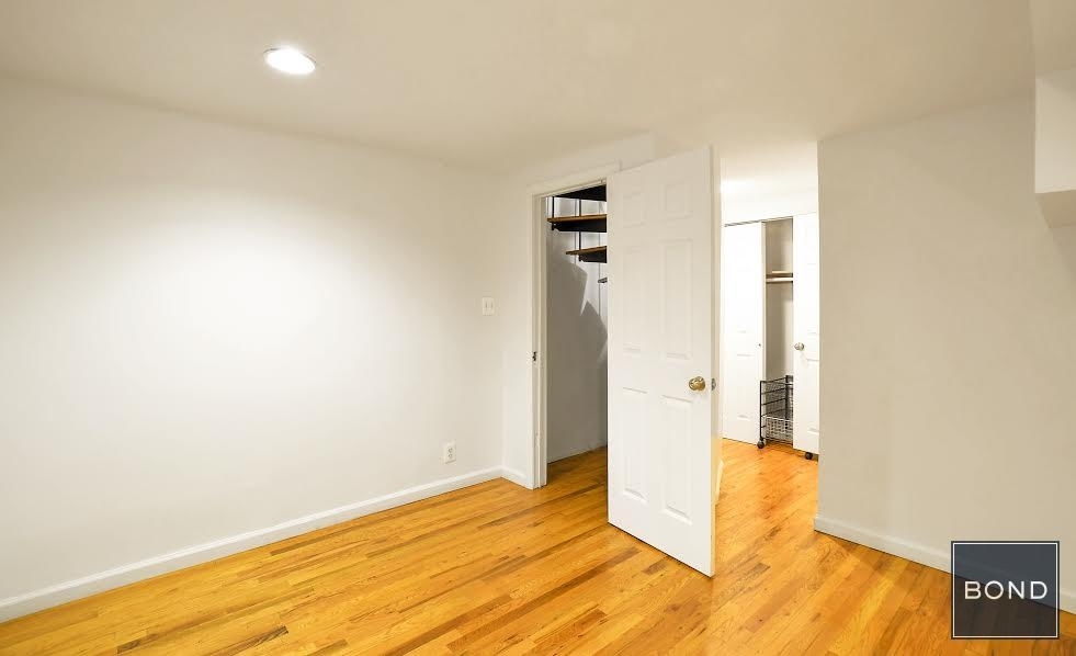 West 106th Street - Photo 2