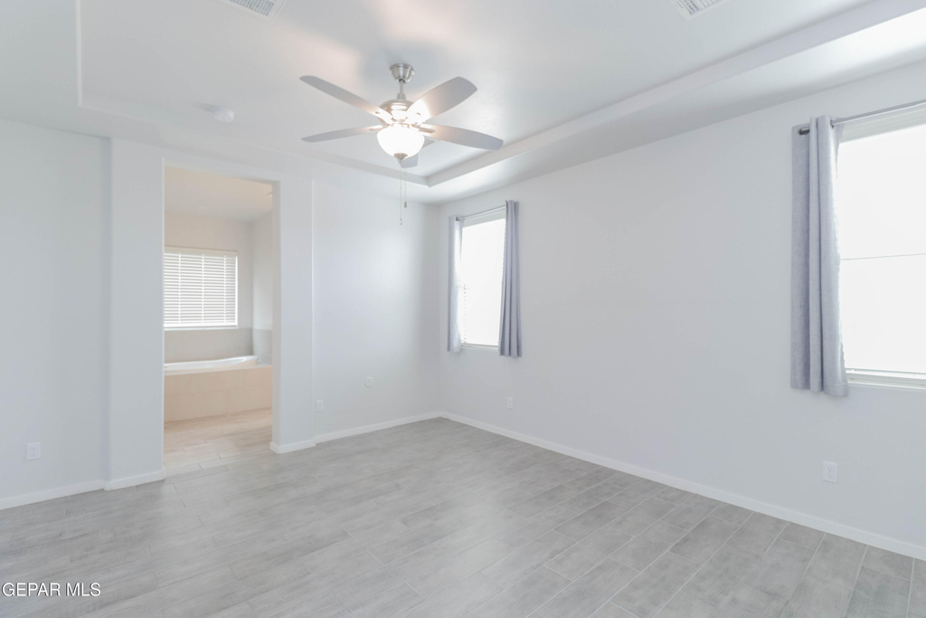 12832 Haxby Street - Photo 3
