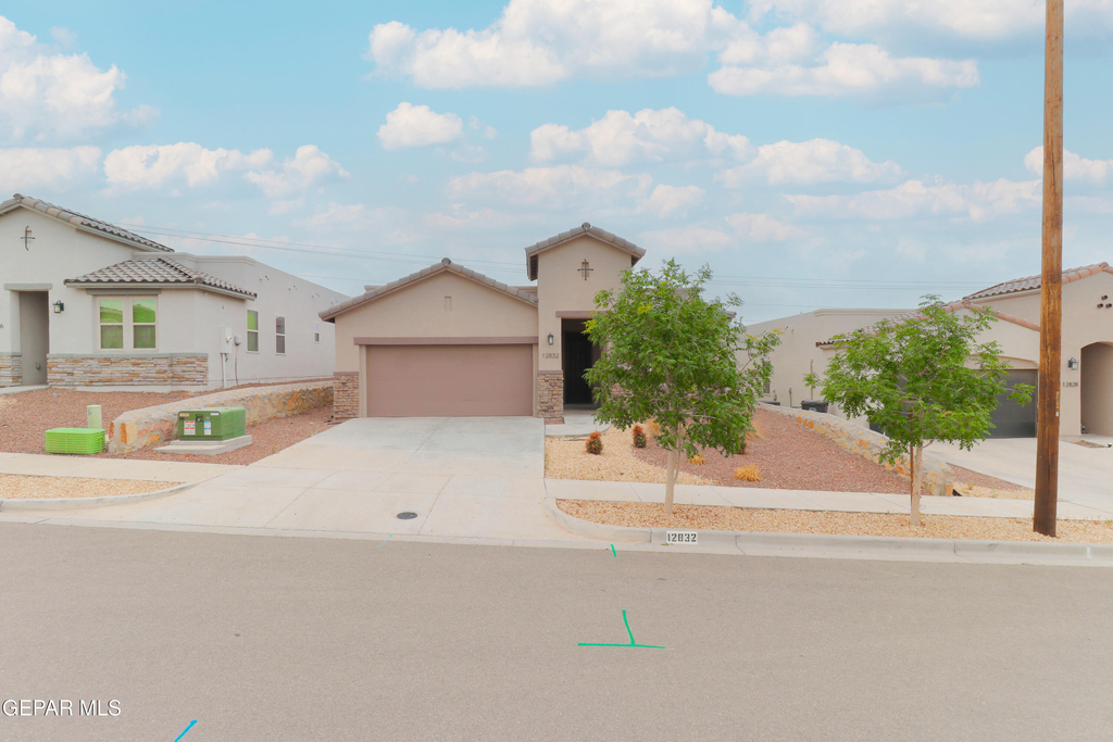 12832 Haxby Street - Photo 5