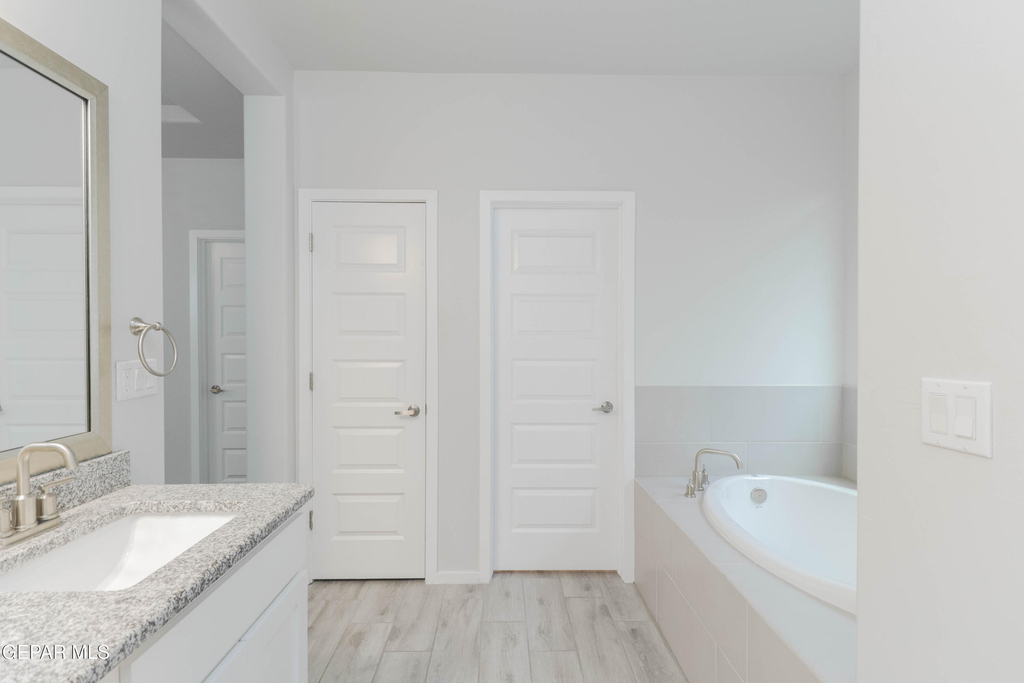 12832 Haxby Street - Photo 29