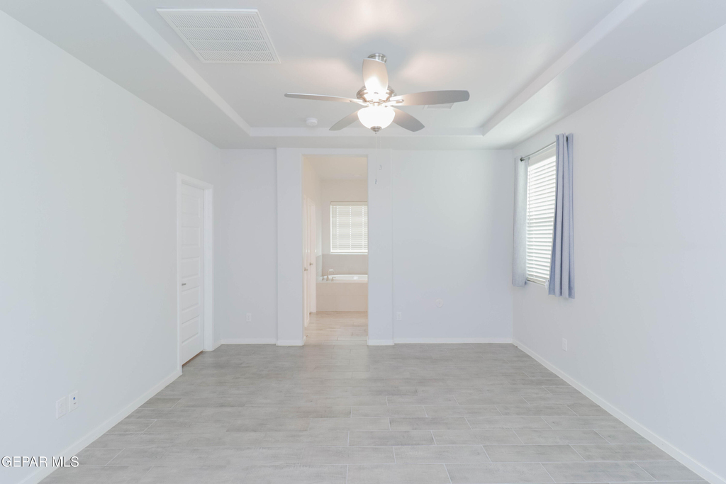 12832 Haxby Street - Photo 26