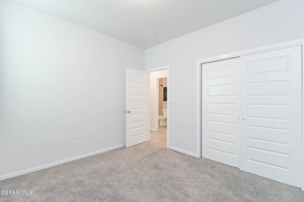 12832 Haxby Street - Photo 20