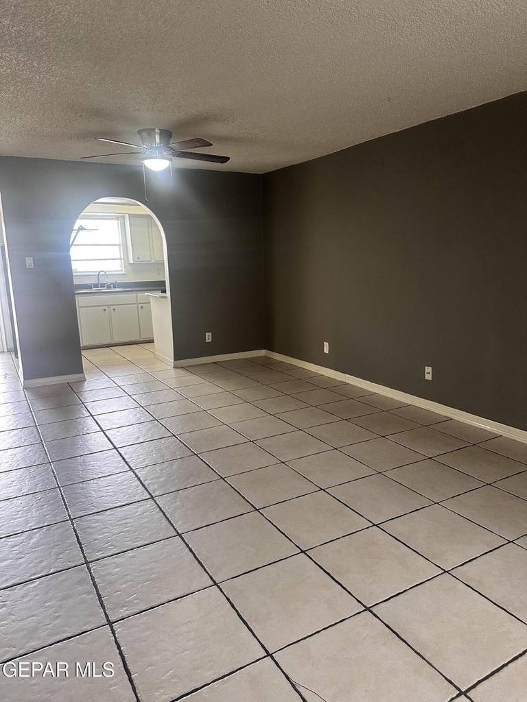 6700 Escondido Drive - Photo 8