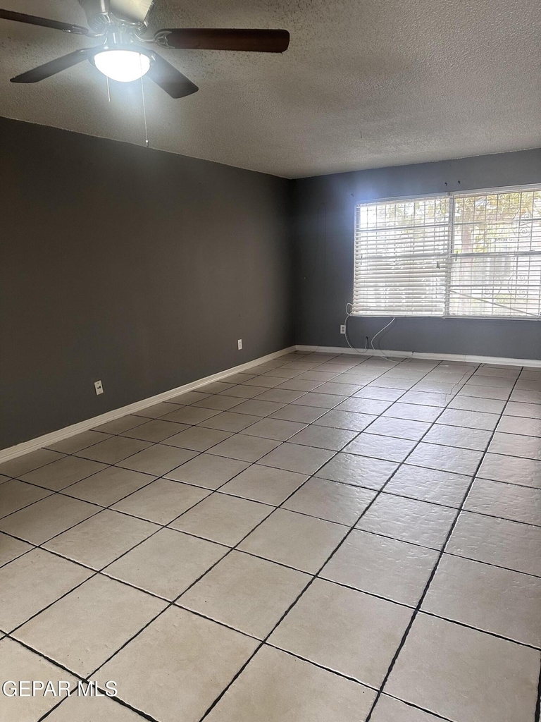 6700 Escondido Drive - Photo 7