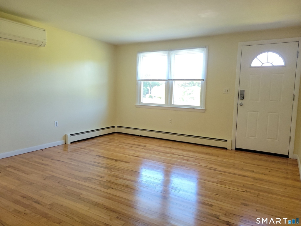 381 Merrow Road - Photo 6