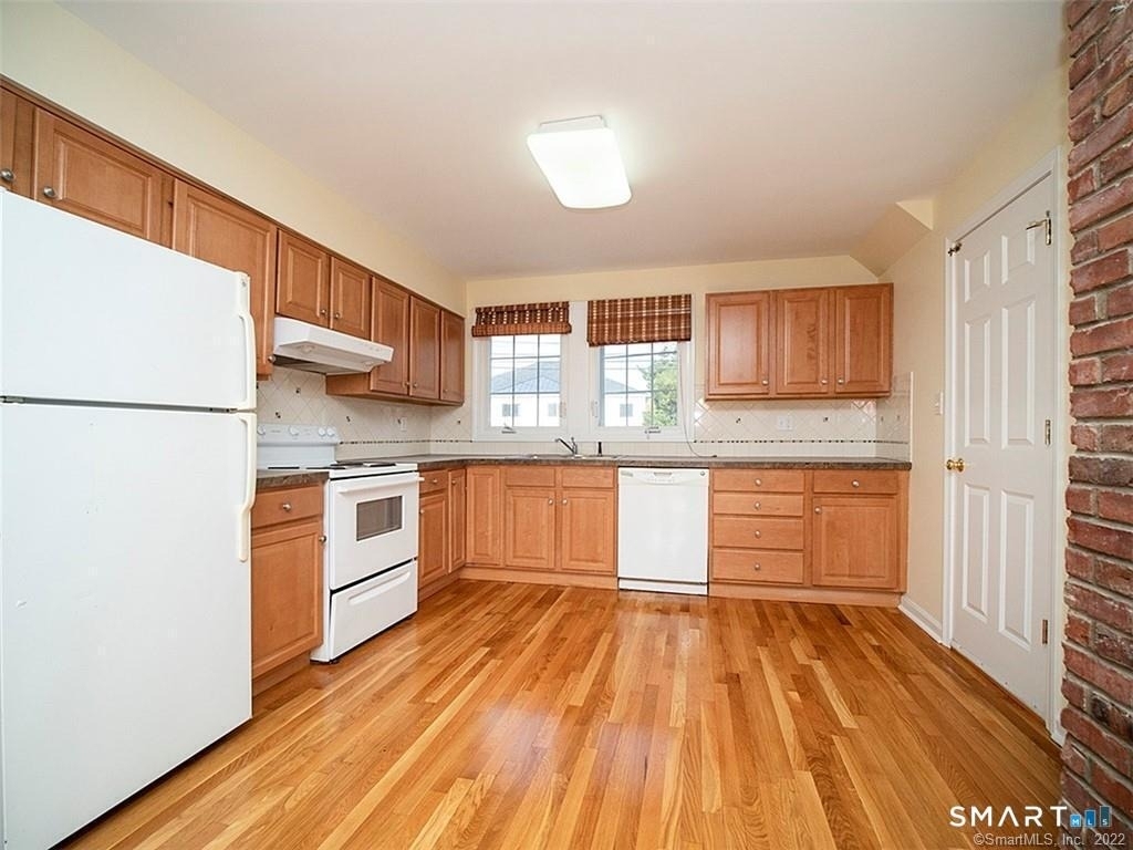 1 Cocheco Avenue - Photo 5