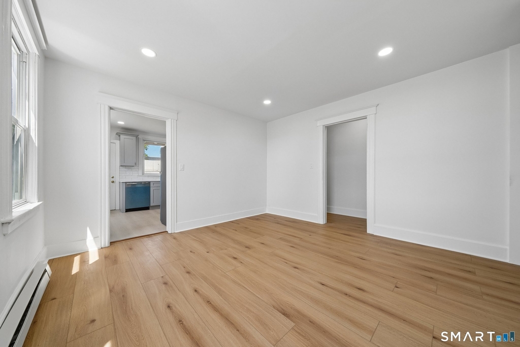 41 Southfield Avenue - Photo 3