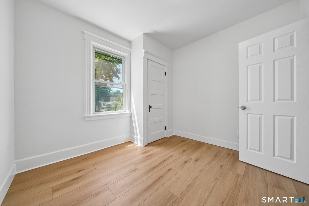 41 Southfield Avenue - Photo 11
