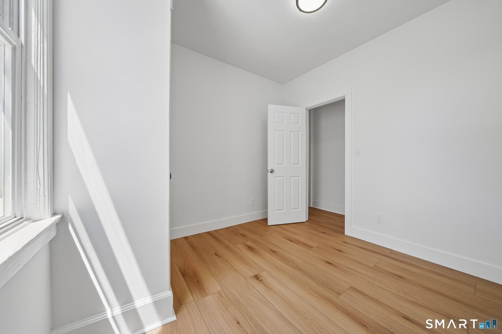 41 Southfield Avenue - Photo 9