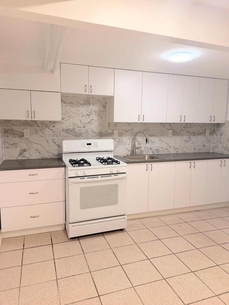 12-21 30th Drive - Photo 1