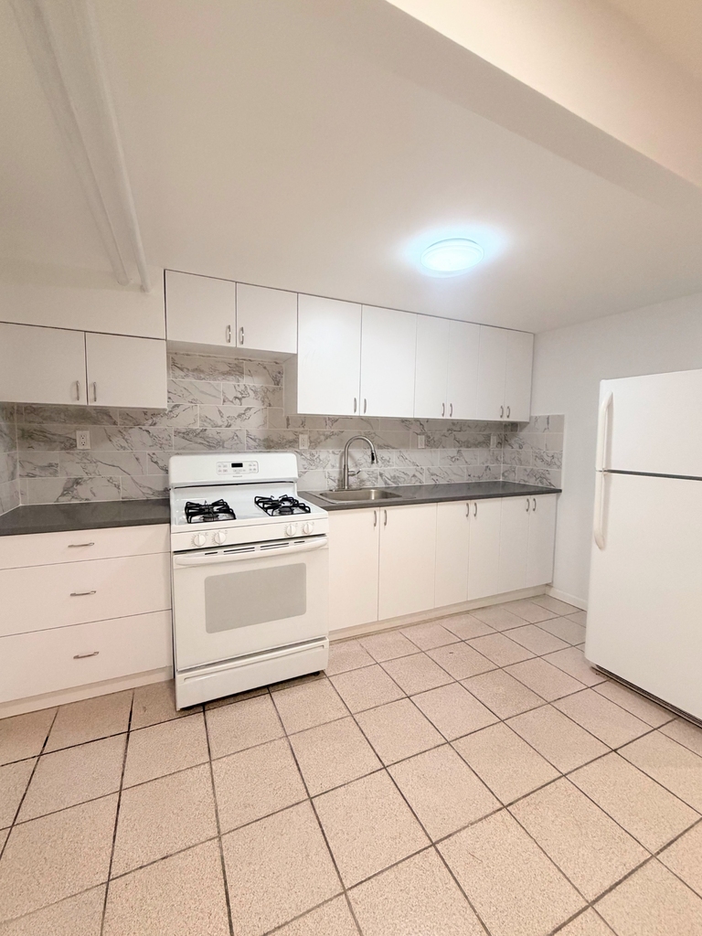 12-21 30th Drive - Photo 0
