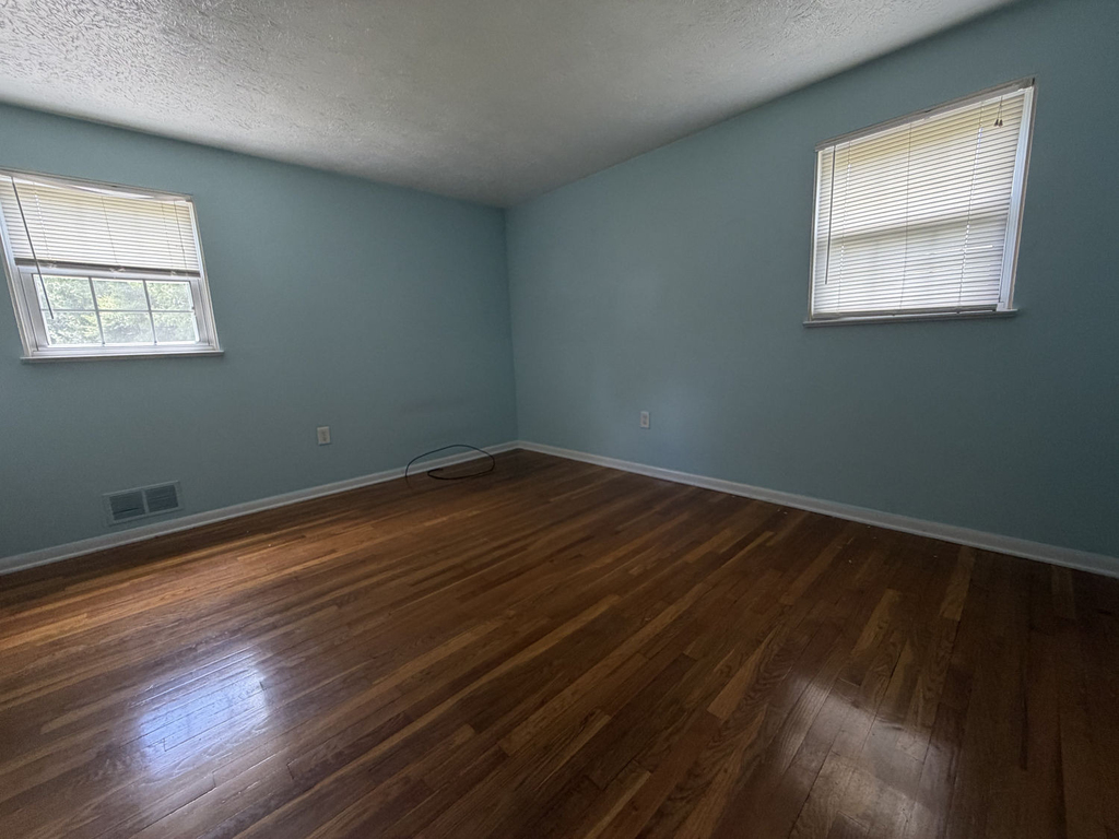 114 Westbury Drive - Photo 15