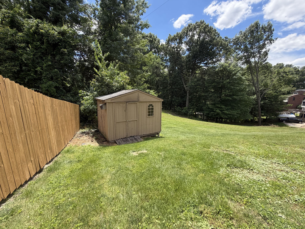 114 Westbury Drive - Photo 30