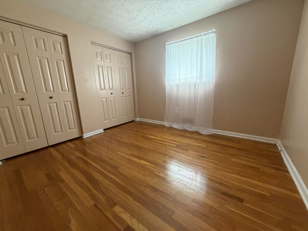 114 Westbury Drive - Photo 17