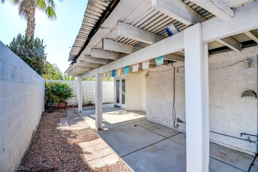 8316 Vantare Court - Photo 16