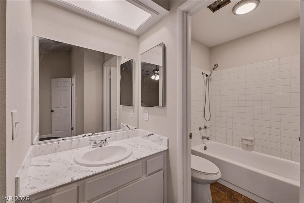 2410 Pickwick Drive - Photo 19