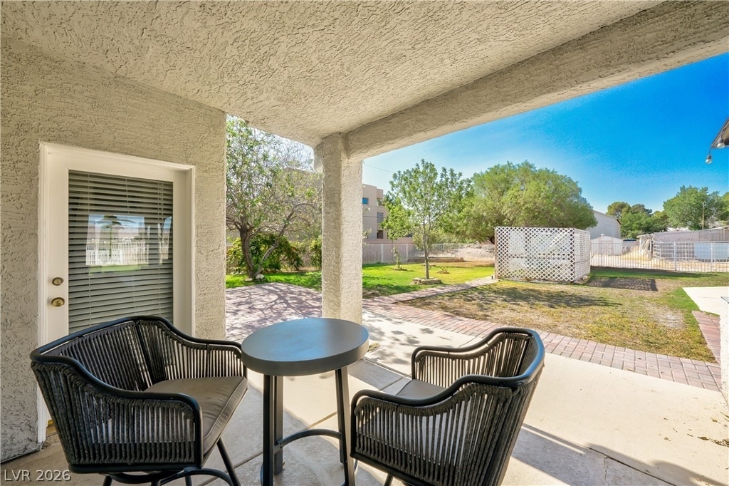 6465 W Quail Avenue - Photo 24