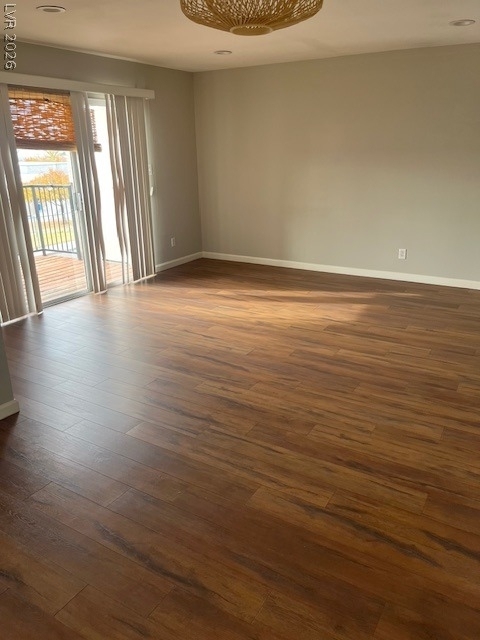 870 Avenue B Avenue - Photo 4