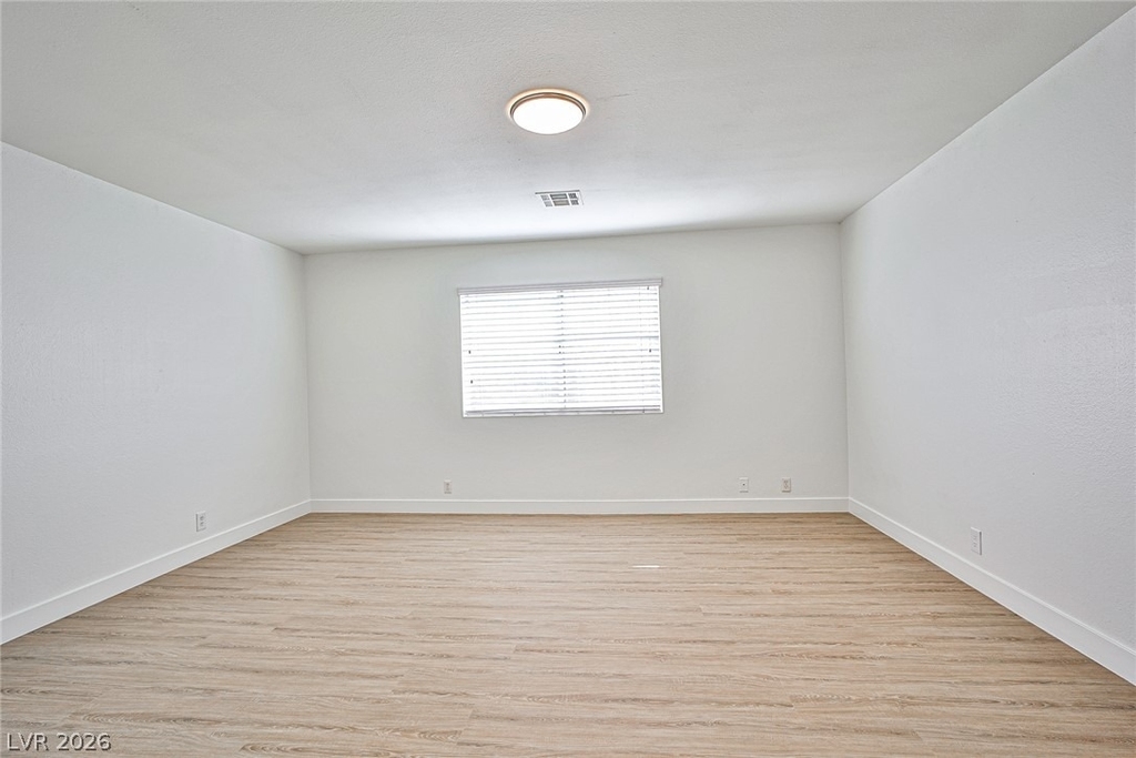 5091 Pioneer Avenue - Photo 12