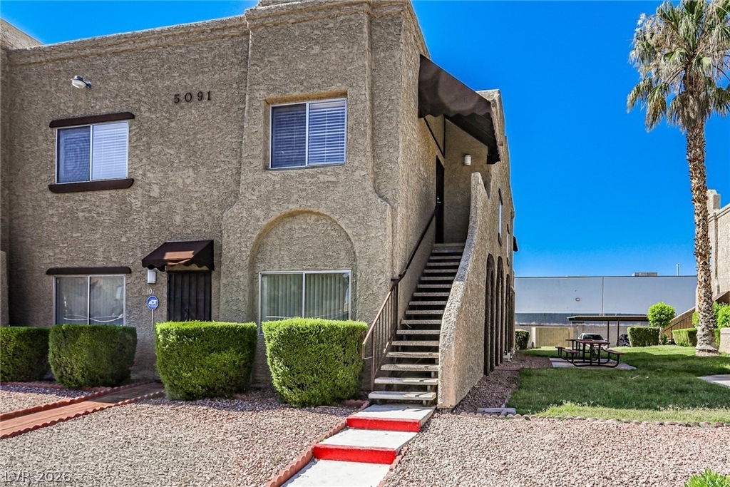 5091 Pioneer Avenue - Photo 16