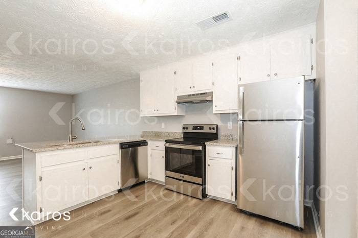 135 Fawn Drive - Photo 2