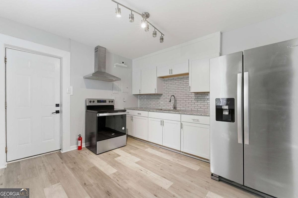 1307 Elizabeth Avenue Sw - Photo 8