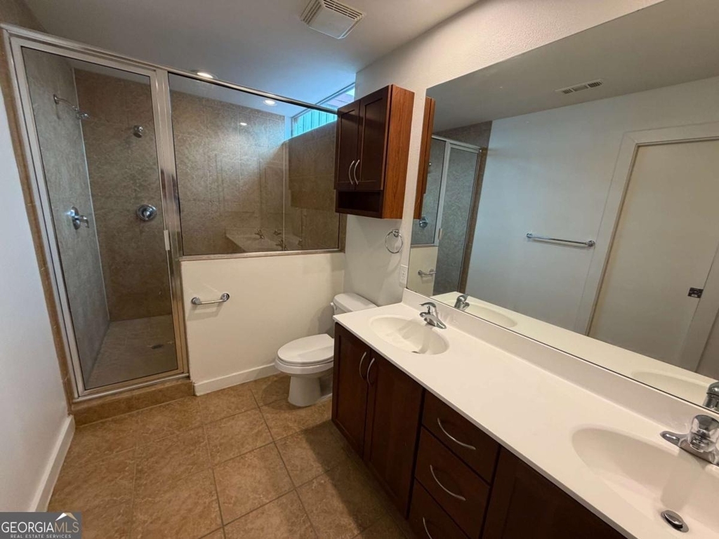 241 Maynard Terrace Se - Photo 18