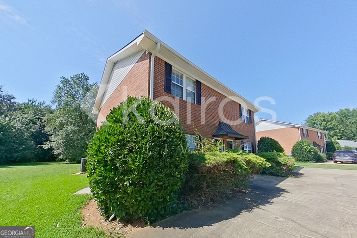 160 Deer Parkway - Photo 1