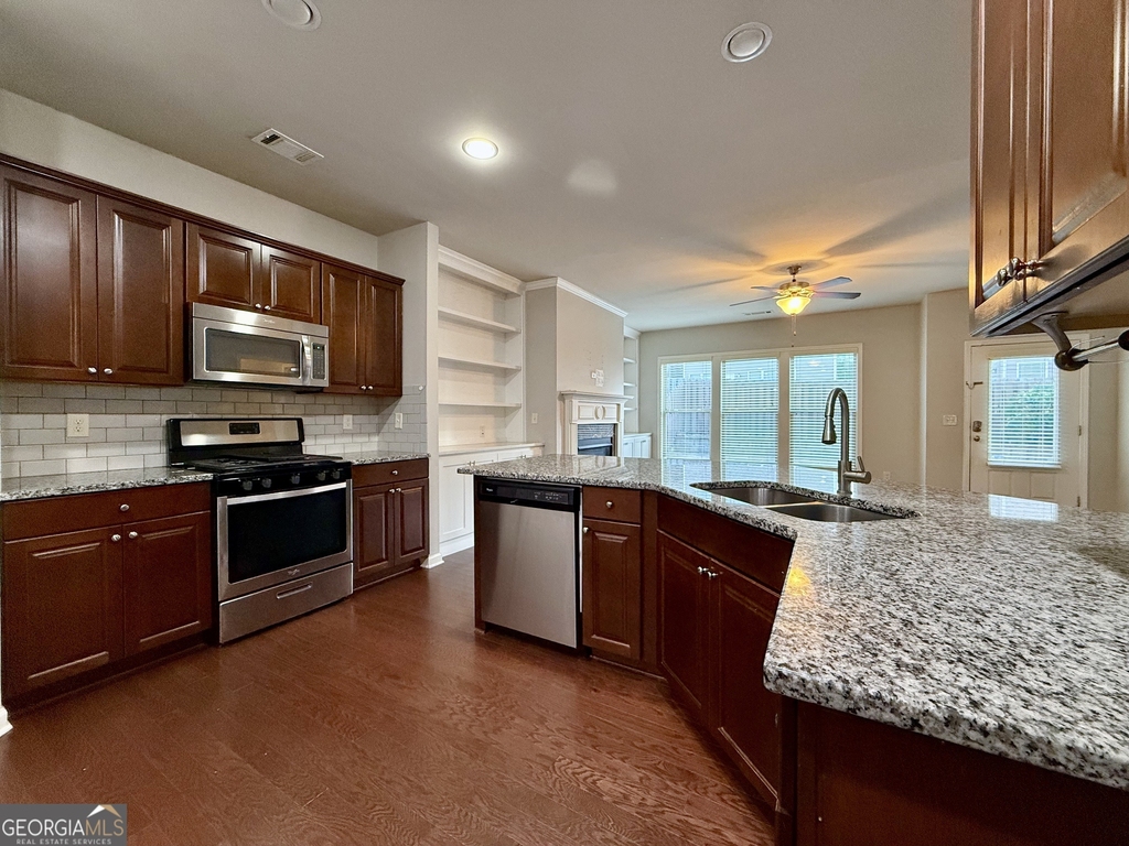 5115 Breezewood Circle - Photo 6
