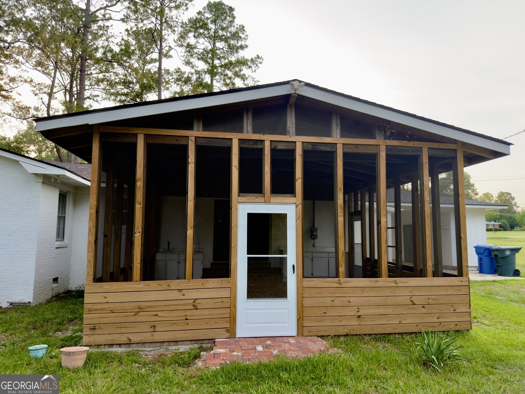 223 Brookwood Drive - Photo 38