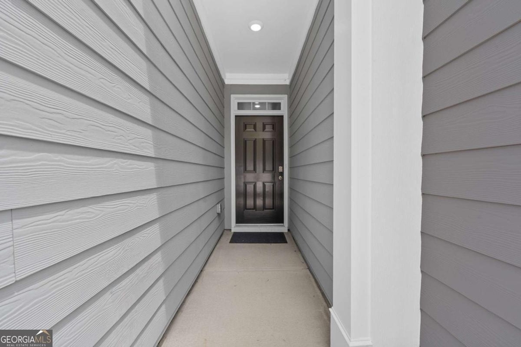 3341 Greyton Drive - Photo 2