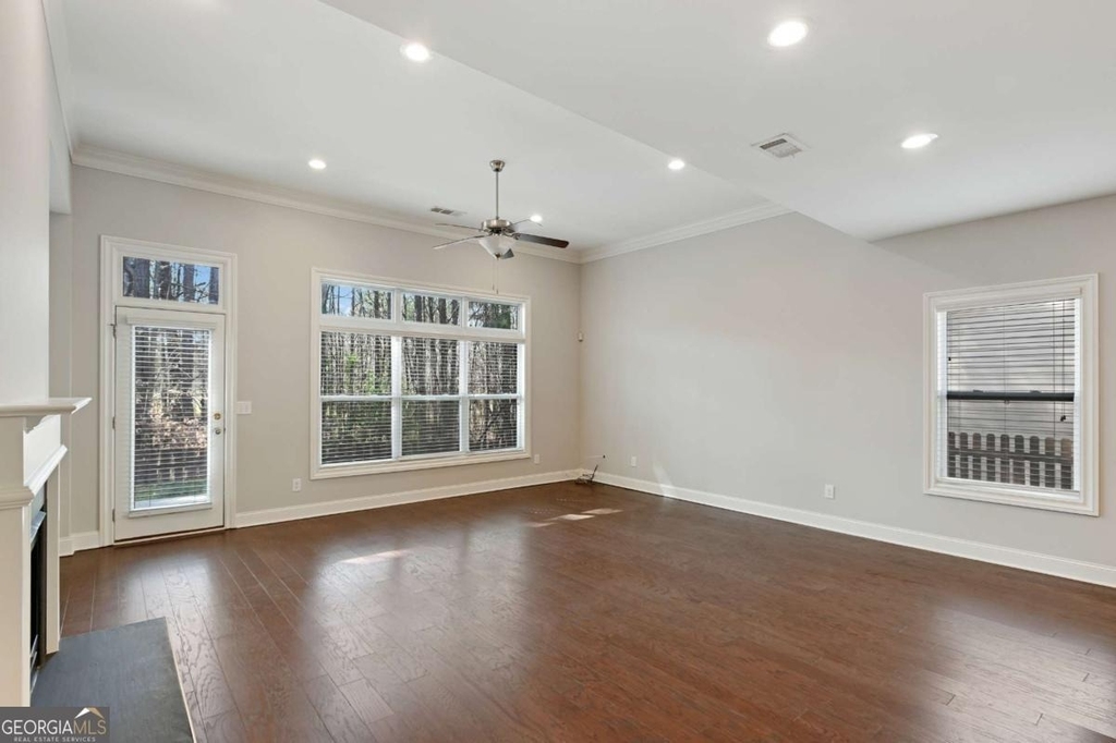 1536 Habershal Road Nw - Photo 8