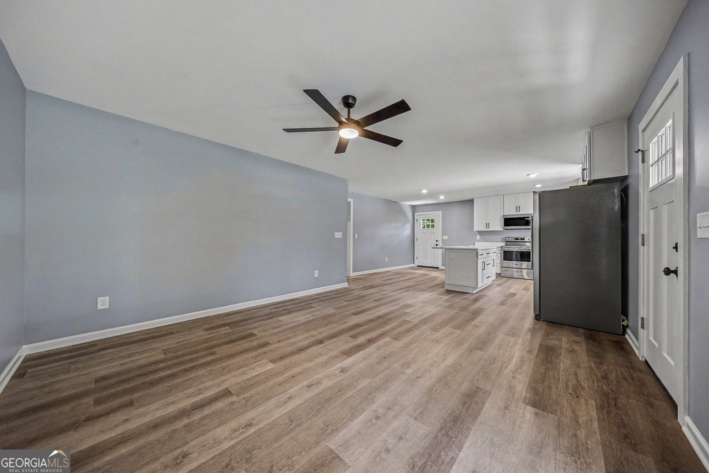 411 Hardy Avenue Sw - Photo 4