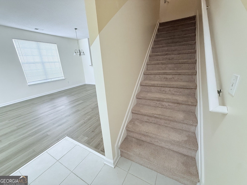 260 Commons Drive - Photo 2