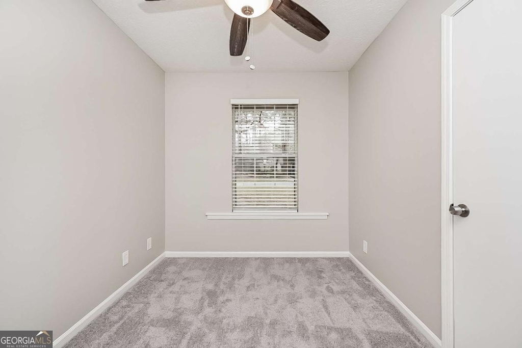 8990 Sterling Ridge Lane - Photo 9