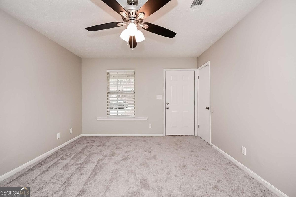 8990 Sterling Ridge Lane - Photo 4