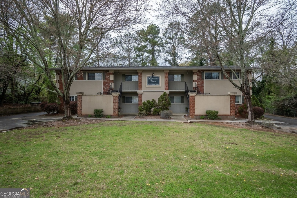 2018 S Milledge Avenue - Photo 2