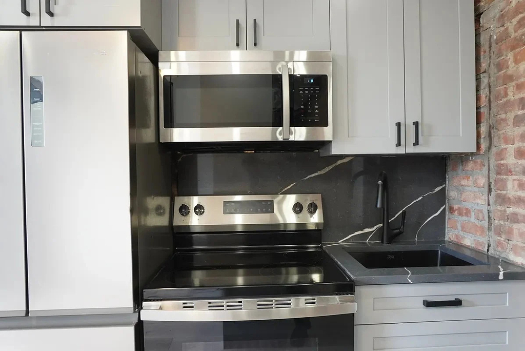 2100 2nd Avenue - Photo 10