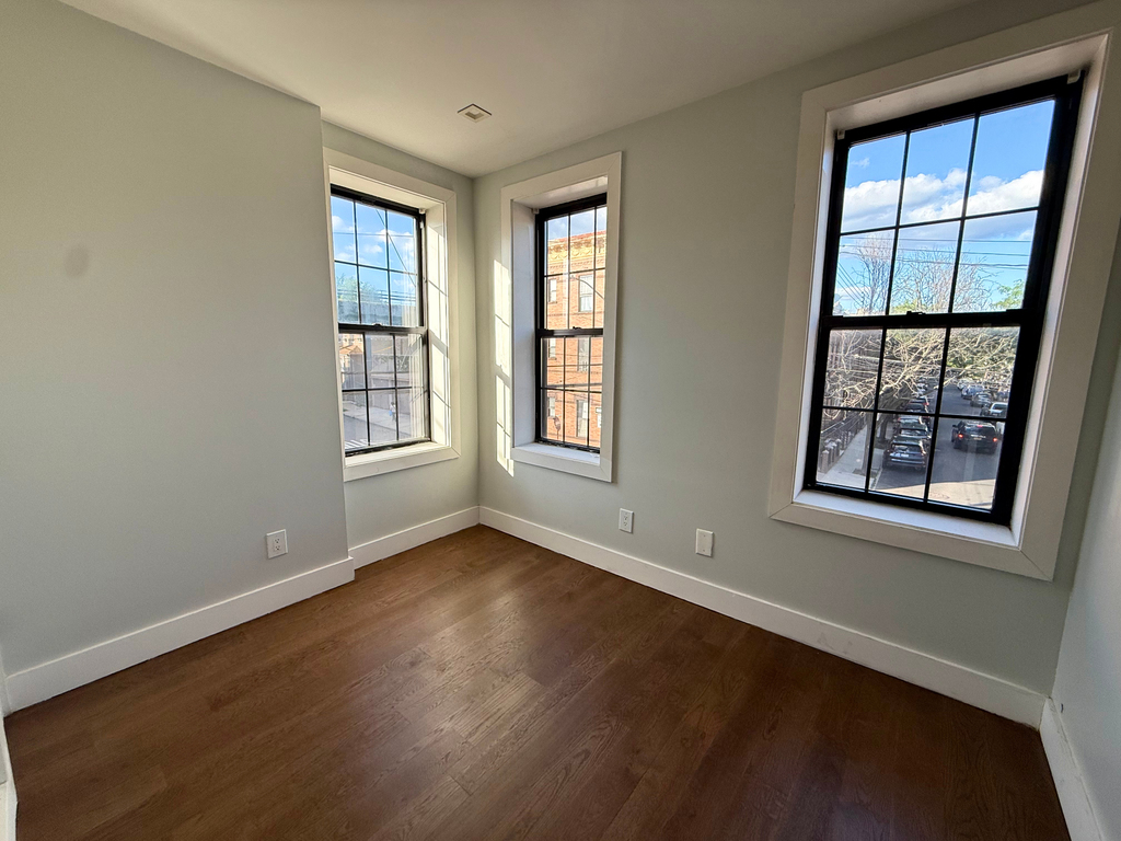 6704 60th Street - Photo 11
