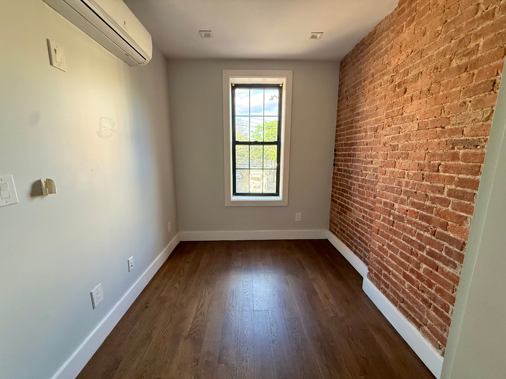 6704 60th Street - Photo 9